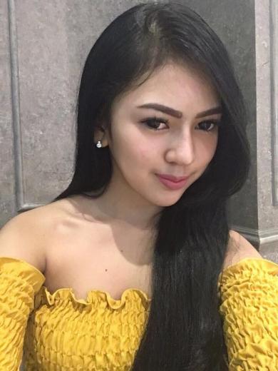 model only 2 days in surabaya